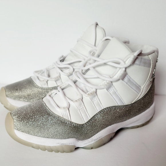 NIKE AIR JORDAN 11 VAST GREY - Picture 6 of 9